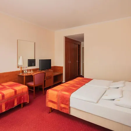 Erzsebet Park 3*