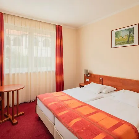 Erzsebet Park 3*