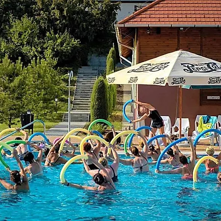 Erzsébet Park 3*