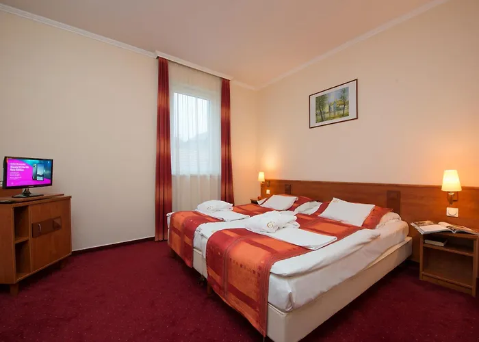 Erzsébet Park 3*