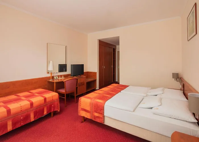 Erzsébet Park 3*